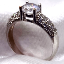 YR# Stunning Sz. 8 Sim Diamond &amp; Sterling 925 Silver Ring - £59.85 GBP