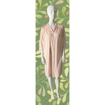 Vanity Fair Peach Colored Nylon Button Down 3/4 Sleeve House Coat Robe - $19.79