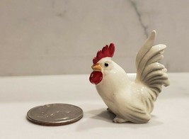 Vintage Hagen Renaker Squatty Chicken Rooster 1st Version White Grey Figurine - £18.37 GBP