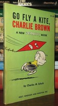 Schulz, Charles M. Go Fly A Kite, Charlie Brown 1st Edition Early Printing - £38.68 GBP