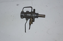 2000-2005 TOYOTA CELICA GT GT-S POWER BRAKE MASTER CYLINDER GTS OEM - $1,227.66 MXN