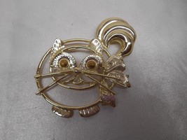 Old Vtg Cat Kitten Brooch Costume Jewelry Gold Tone Womens Kitty Fashion Access - £23.72 GBP