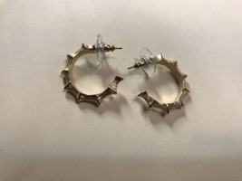 Vintage Bamboo Hoops Pierced Earrings 1” gold tone made in USA - £7.90 GBP