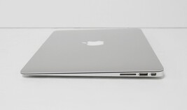 Apple MacBook Air 13.3" Core i7-5650U 8GB 128GB SSD Z0UU1LL/A - Silver image 7