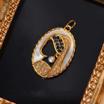18ct Solid Gold &#39;Girl With Pearl Earring&#39; Charm Pendant - 18K , au750, gift, gem - £102.61 GBP