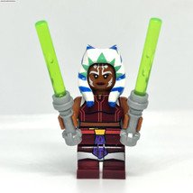 Gift Young Ahsoka Tano Minifigure Star Wars Tales of the Jedi / The Clone WarsSh - £4.76 GBP