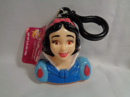 2002 Disney Oddzon Snow White Clip Candy / Pop Holder - Plastic - as is - $2.91