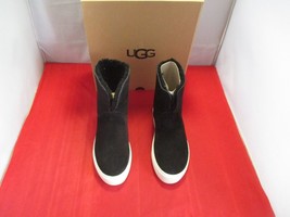 UGG Lynus Pull-On Booties $130 - US Size 6 1/2 - Black - #775 - £62.72 GBP