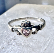 Claddagh ring size 7 pink CZ St Patrick&#39;s Day baby heart love Valentine girl - £3.96 GBP