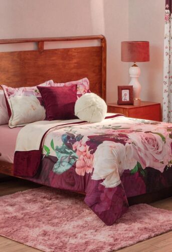 ROSES FLOWERS BLANKET WITH SHERPA SOFTY THICK AND WARM  8 PCS KING SIZE