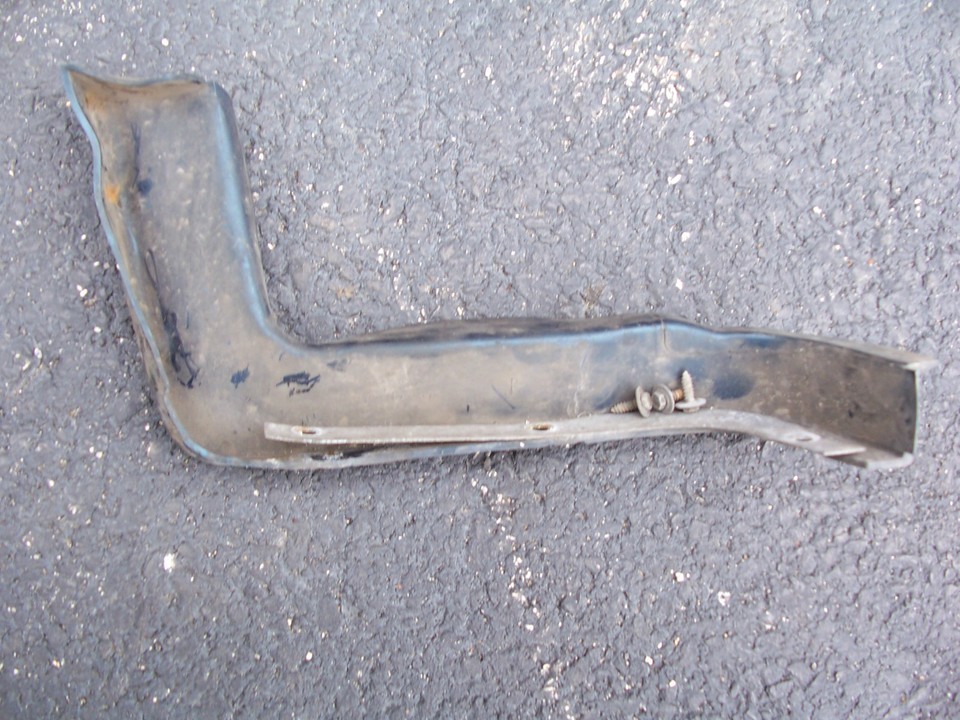 1974 BUICK RIVIERA RIGHT FILLER PANEL FOR HEADLIGHT MARKER CORNER OEM US... - $75.74
