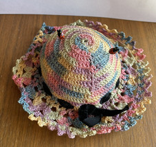 Crochet Hat Sewing Pin Cushion With Two Lady Bug Pins Vintage - £39.23 GBP