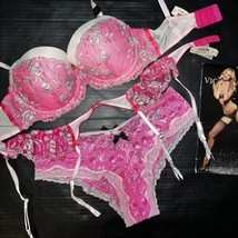 Victoria&#39;s Secret 34D BRA SET+garter belt+M panty PINK SILVER floral embroidered - £119.79 GBP