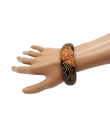 Vintage wood abstract tan scrollwork large bangle bracelet - €13,01 EUR