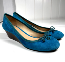 Tory Burch Chelsea Wedge Suede Aqua Blue 2&quot; wedge heel bow Womens size 8 - $39.95