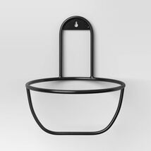 Room Essentials Metal Outdoor Planter Hanger Black 8x8x9.5 - $298.04 MXN