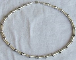 Shamir silve necklace - $1,743.38 MXN