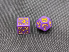 (2) Ebon Tides Purple Yellow RPG Dice D6 D12 - $239.51 MXN