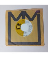 Carol Douglas – Headline News 45 rpm record JH-10372 Promotional copy - $92.62 MXN