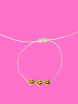 Happy face bracelet - $92.63 MXN