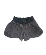 Lululemon Tracker Short V Low-Rise (4-Way Stretch) 4” Size 10 Black - $39.08 CAD