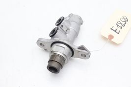 12-20 DODGE GRAND CARAVAN BRAKE MASTER CYLINDER E1899 image 2
