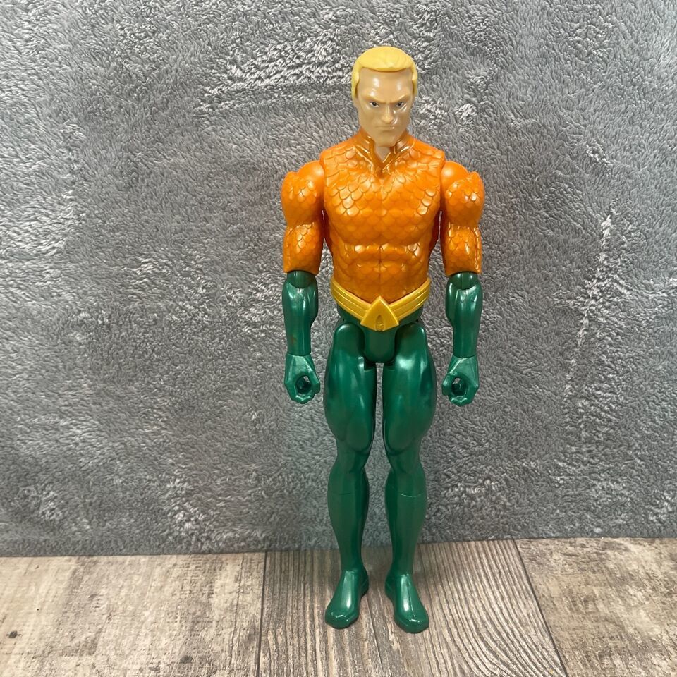 AQUAMAN 12" Action Figure ( 2015 ) DC BATMAN UNLIMITED Mattel - $9.49