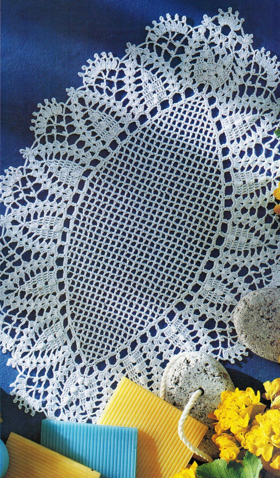 Primary image for 5X Pineapple Paris & Planting Daisy Almond Shape Mandorla Crochet Doily Pattern