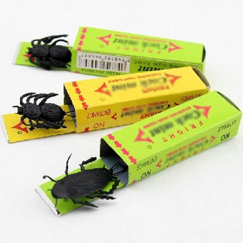 3 Pcs Funny Simulated Chewing Gum Cockroach Prank Scary Toys for Children Ki - £8.40 GBP