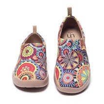 UIN Blossom sneakers Casual Flats Women&#39;s Fashion Floral Art Painted Canvas Loaf - £122.14 GBP
