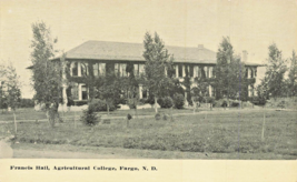 Fargo South Dakota~Agricultural COLLEGE-FRANCIS HALL~1910 Postcard - £7.12 GBP