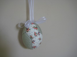 Vintage Easter Patched Egg Design 3.5&quot;x2.5&quot; pink flowers white ribbon - £15.59 GBP