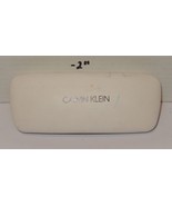 Calvin Klein White Black Sunglasses Eyeglasses Case - $460.88 MXN