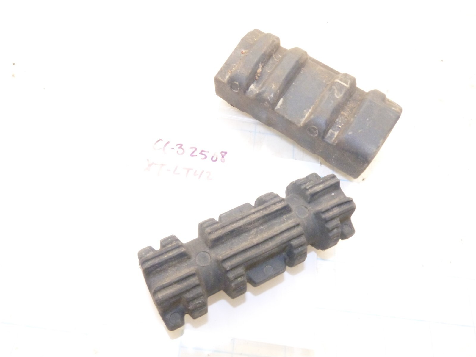Cub Cadet XT-LT42KH Riding Mower Brake/DrivePedal Grips - $19.32