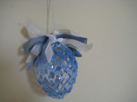Vintage Easter Egg Deco Ornament 2.5&quot;x2&quot; bluelight blue shaded w/ blue w... - $19.95