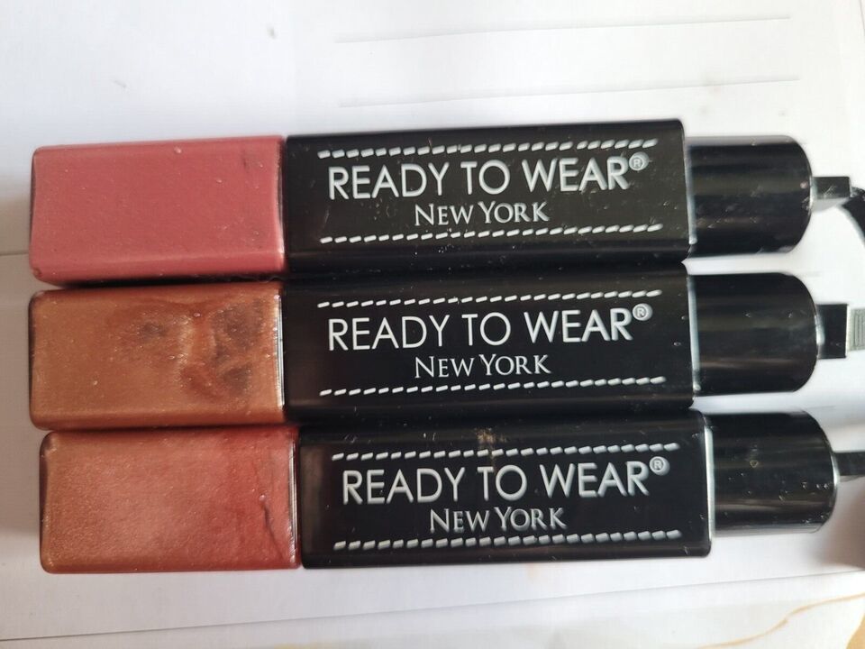 Ready To Wear Lip Twins Choose you colors Lip Gloss  2pc - $9.50