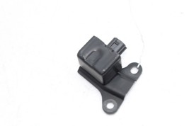 04-09 TOYOTA PRIUS INVERTER CIRCUIT BREAKER SENSOR E6028 image 4
