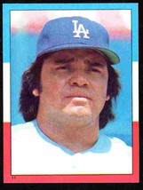 Los Angeles Dodgers Fernando Valenzuela 1982 Topps Sticker #11 nr mt  - £0.39 GBP