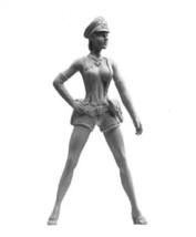 1/16 Resin Model Kit German Nudes Beautiful Girl Elsa WW2 Pin Up Unpainted - £14.10 GBP