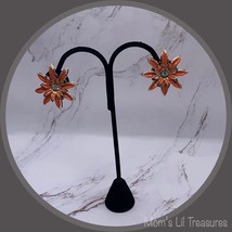 Vintage Clip On Earrings Orange Rhinestone Accent Flower Vintage Jewelry ⚜️ - £7.03 GBP