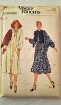 VOGUE PATTERN 7126 VTG 80s PULLOVER DRESS VEST SHAWL Uncut - $8.00