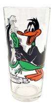 Looney Tunes Glass Daffy Duck / Pepe Le Pew 1976 Pepsi Glass 16 oz. - £22.31 GBP