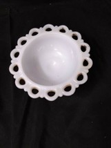 Vintage White Milk Glass Old Colony Pedestal Candy Dish Anchor Hocking - £14.94 GBP