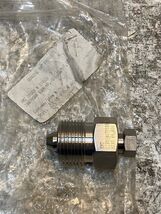 KMT Waterjet Adapter Dump Valve 10079580 1/4" Female 9/16" Male 8914/458890 - $54.14