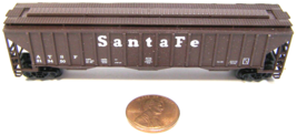 Unimate 1989 N Scale Model RR Hopper Car 3-Bay ATSF Santa Fe 313450   IG7 - $19.95