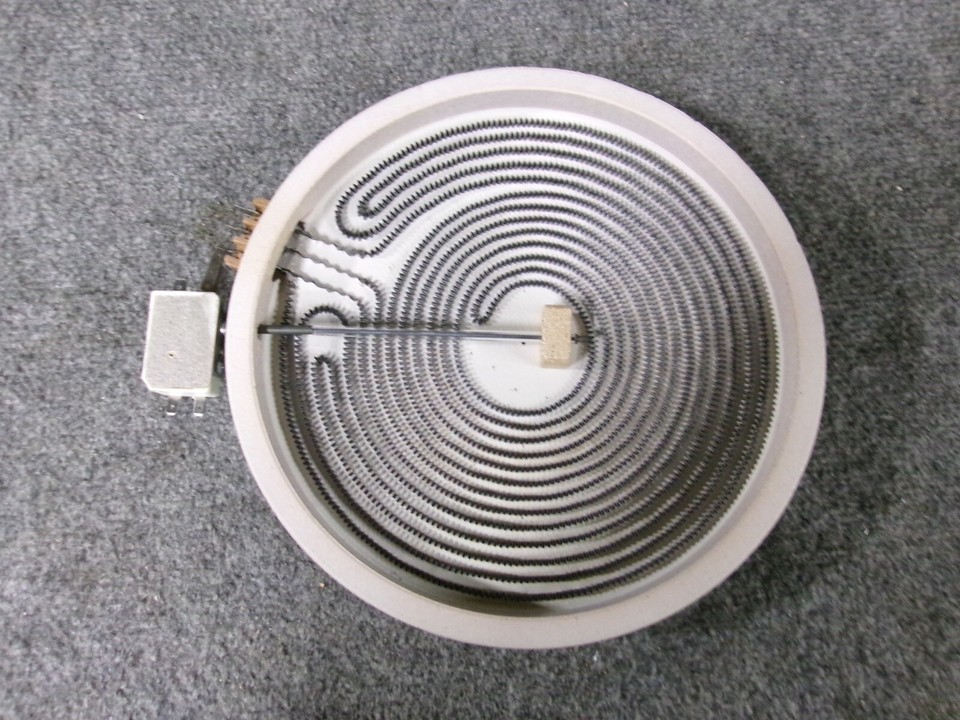 WB30X24111 GE RANGE OVEN HEATING ELEMENT 9&quot; - $31.00