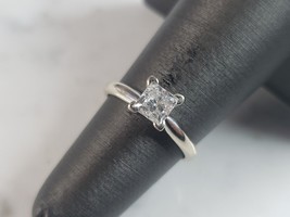 Womens Vintage Estate 14k White Gold Diamond Engagement Ring 2.1g  #E6211 - £593.41 GBP