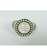 MOTHER of PEARL Bezel Set in STERLING SILVER Vintage RING - Size 6 - $70.00