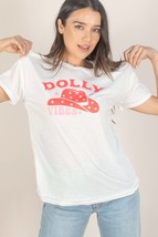 Red Pink Dolly Vibes Cowboy Hat Graphic on White Tee Large - £22.94 GBP