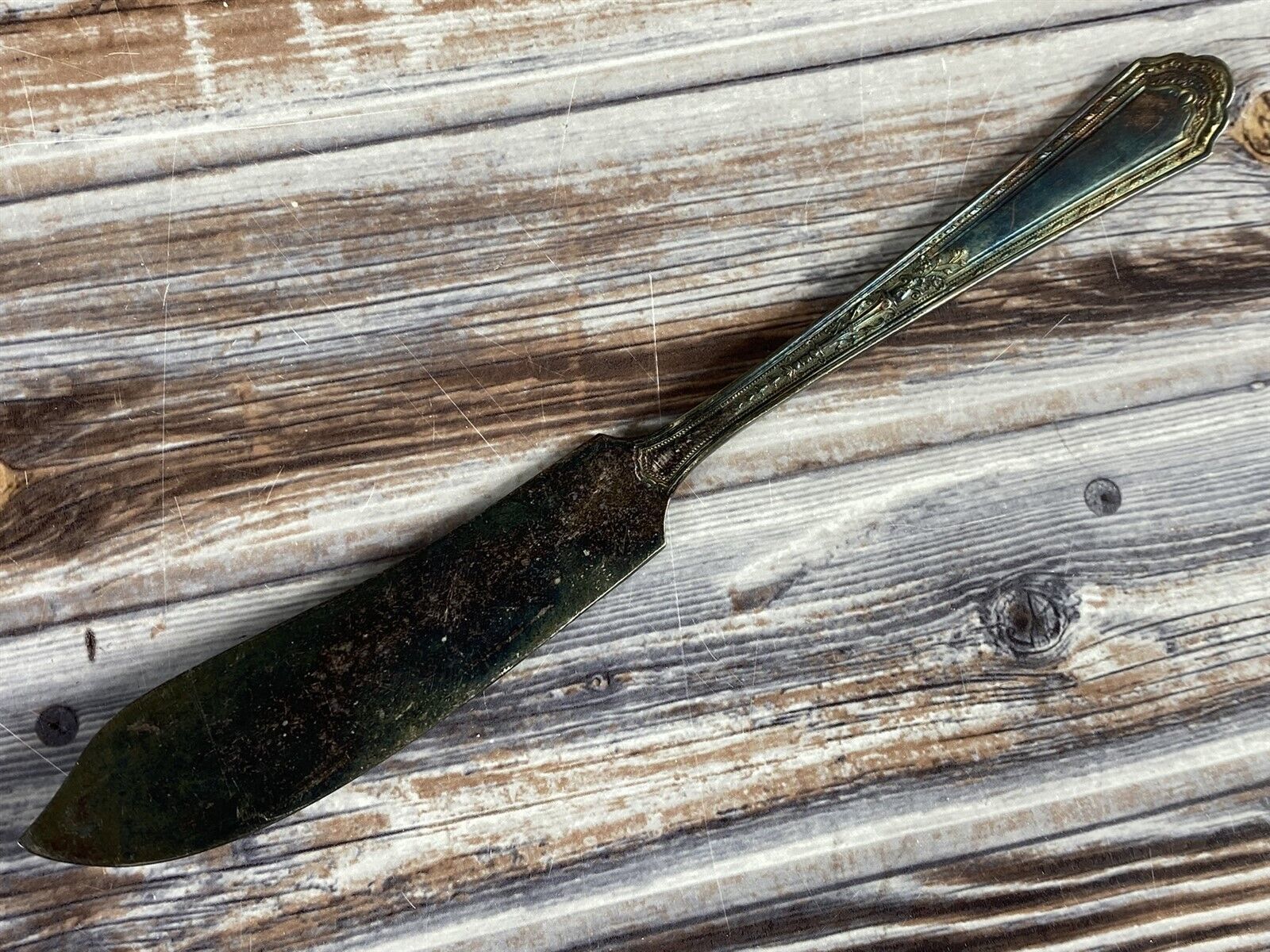 Holmes &amp; Edwards International Silver 1925 Romance Butter Knife Silverplate - $5.94